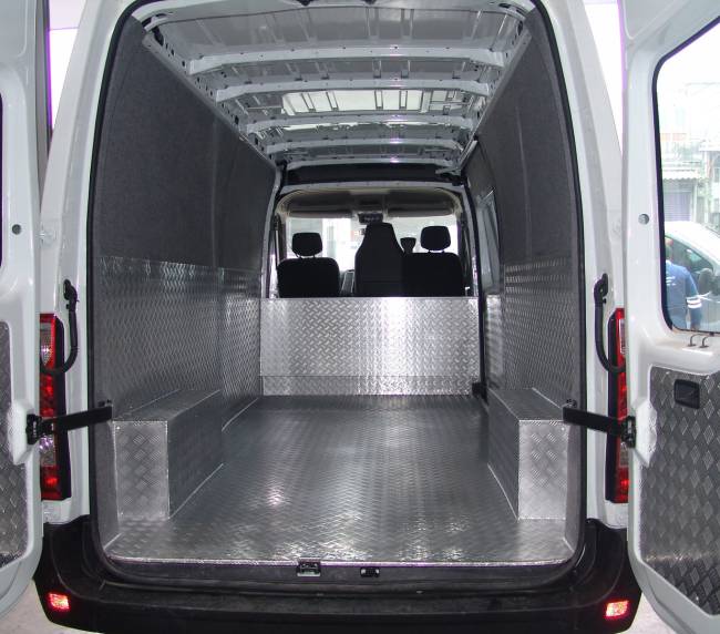 ford transit panelvan aluminyum kaplama Panelvan Araç İçi Kaplama ford transit panelvan aluminyum kaplama