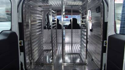 panelvan arac ici aluminyum kaplama 1