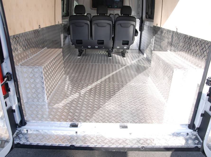 panelvan arac ici aluminyum kaplama